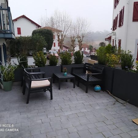 Appartement Rez De Chaussee 2 Chambres Avec Terrasse Cambo-les-Bains Exterior photo